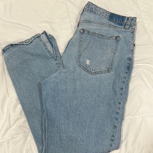 Curve Love 90s Ultra High Rise Straight Jeans from Abercrombie & Fitch. Size 16.
